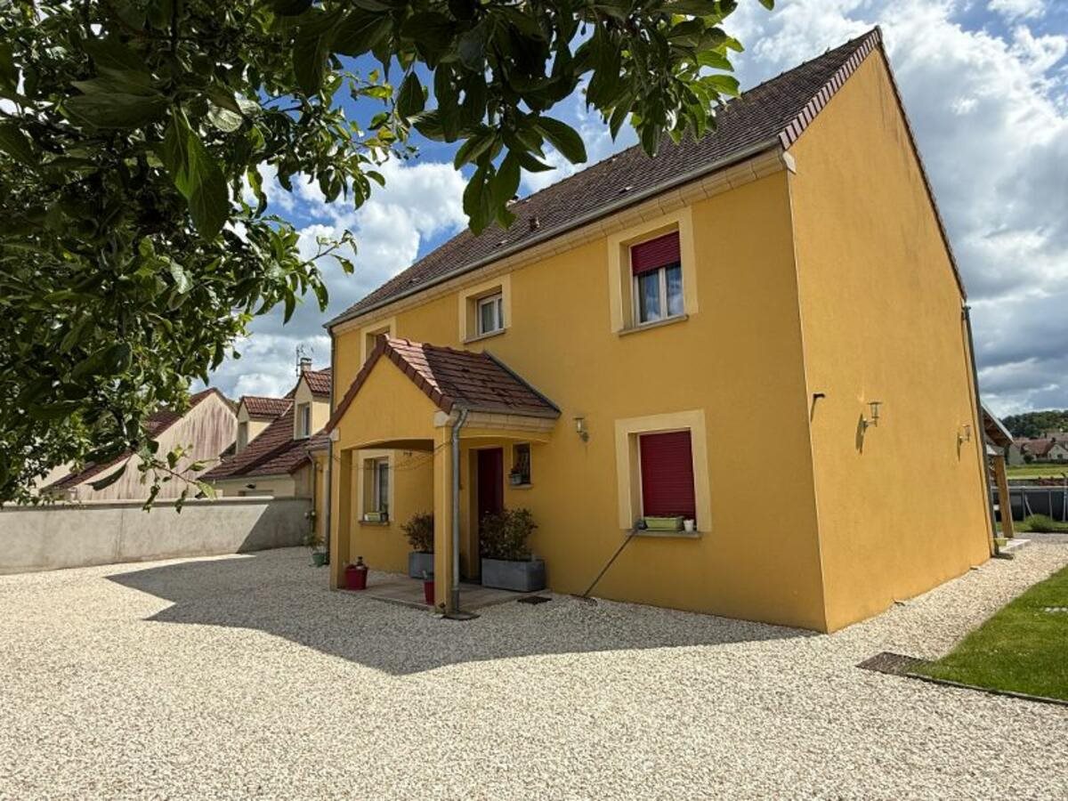 Maison à vendre, 161m², Lindry