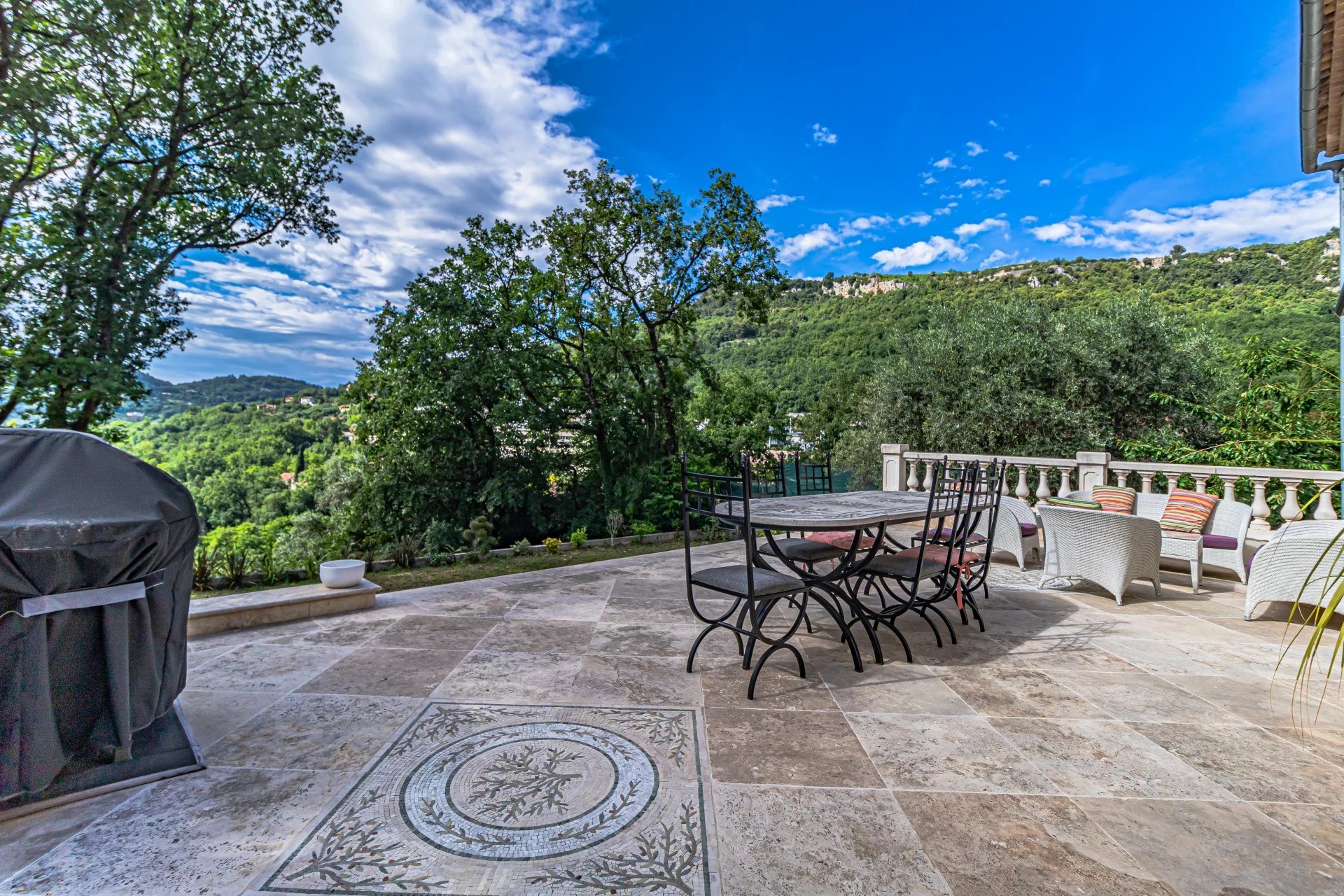 Maison à vendre, 178m², Le Bar-sur-Loup