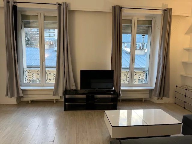 Paris 16ième, 77 sqm flat for sale, parking & cellars - Vue 3