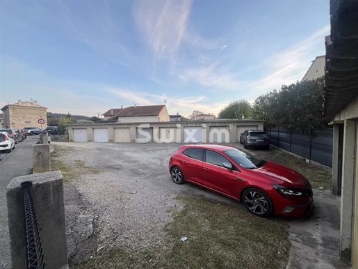 Parking 10 pièces 200 m² · à Valréas · 200 m² · 139 000 €