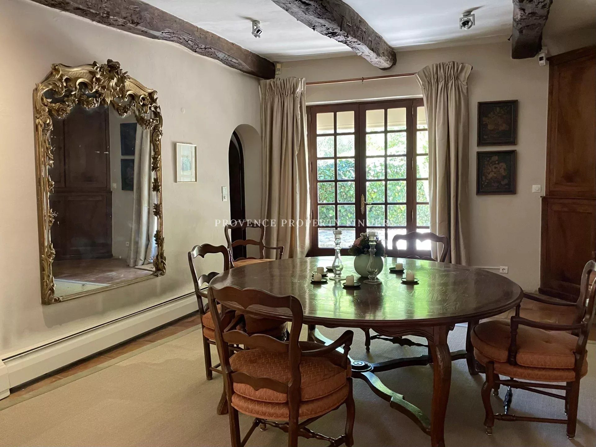 Maison à vendre, 336m², Aups