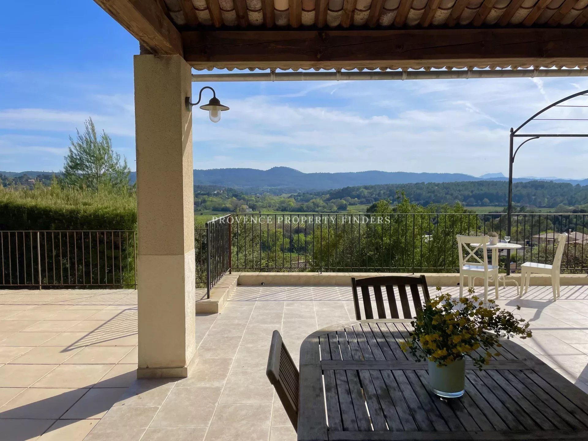 Maison à vendre, 6m², Carcès
