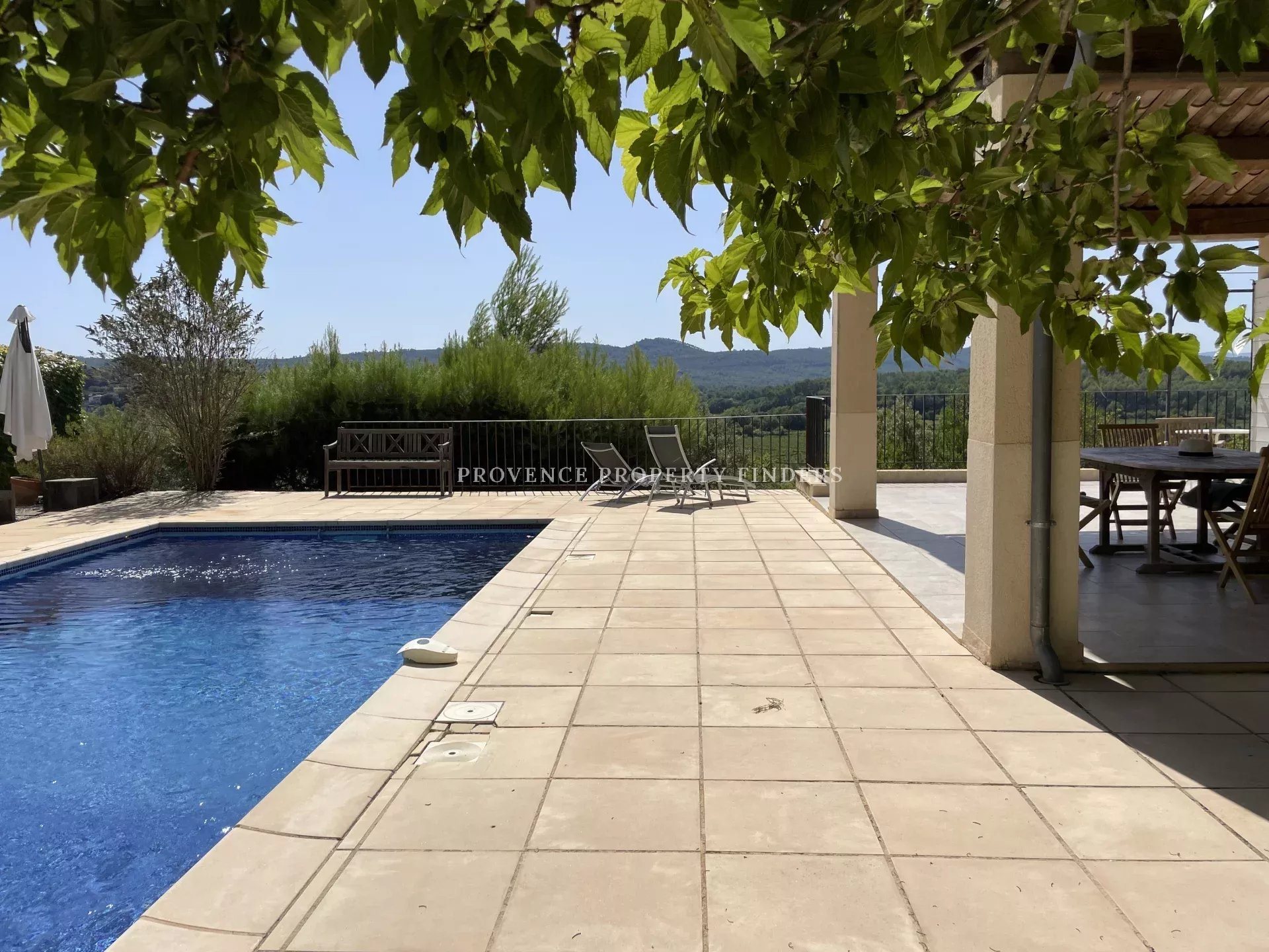 Maison à vendre, 6m², Carcès