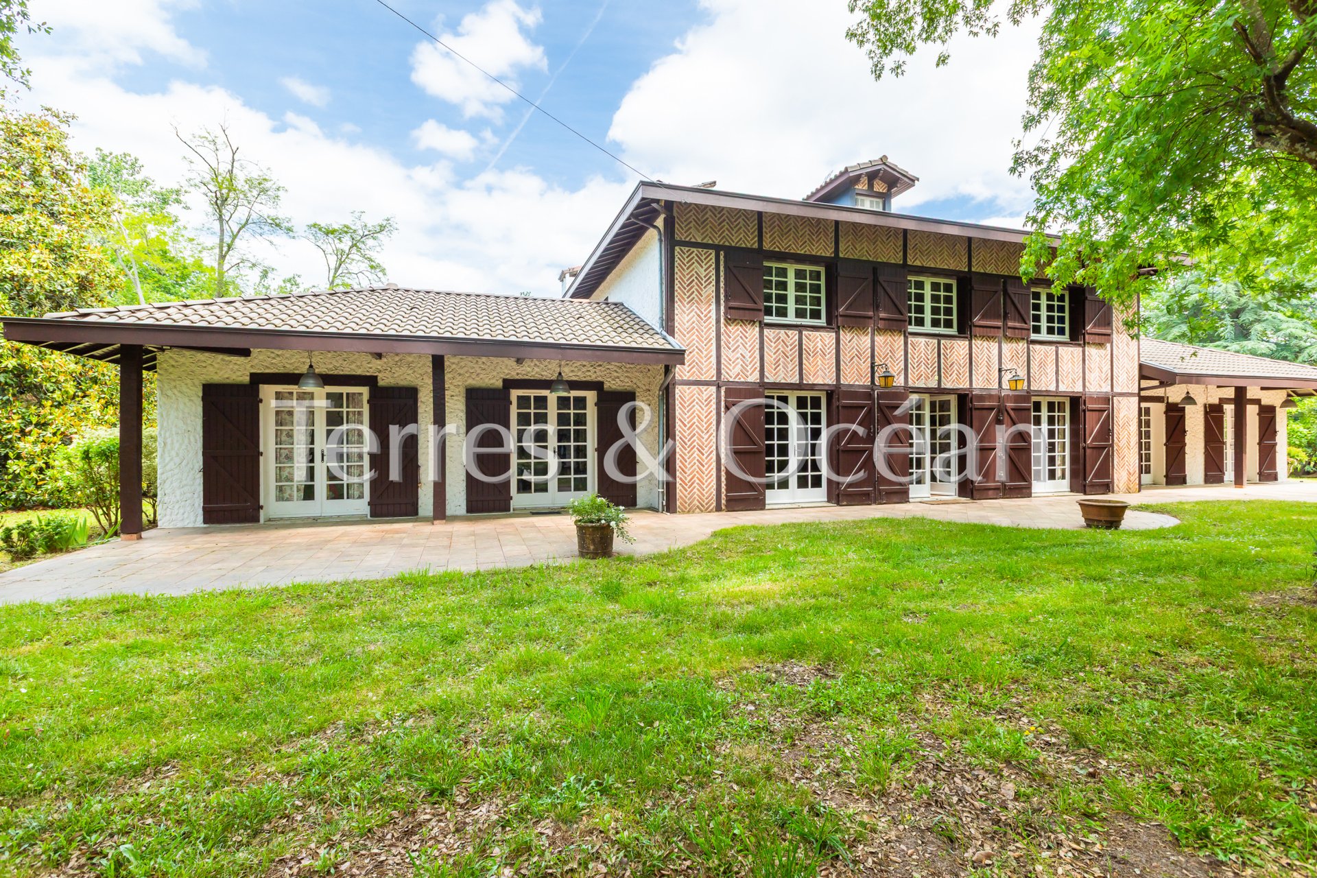 Maison à vendre, 406m², Léon