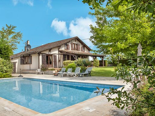 Maison 7 pièces 199 m² · à Eauze · 199 m² · 420 000 €