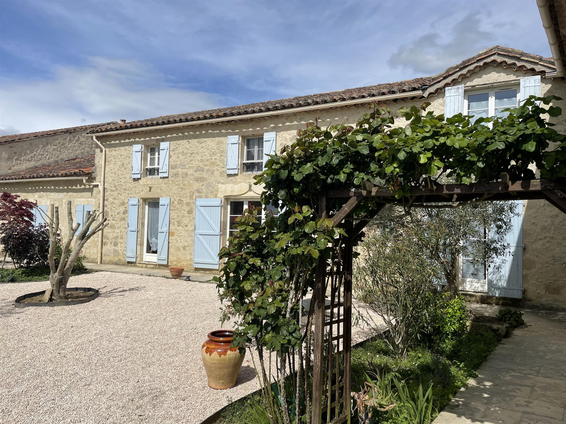 Maison à vendre, 414m², Condom