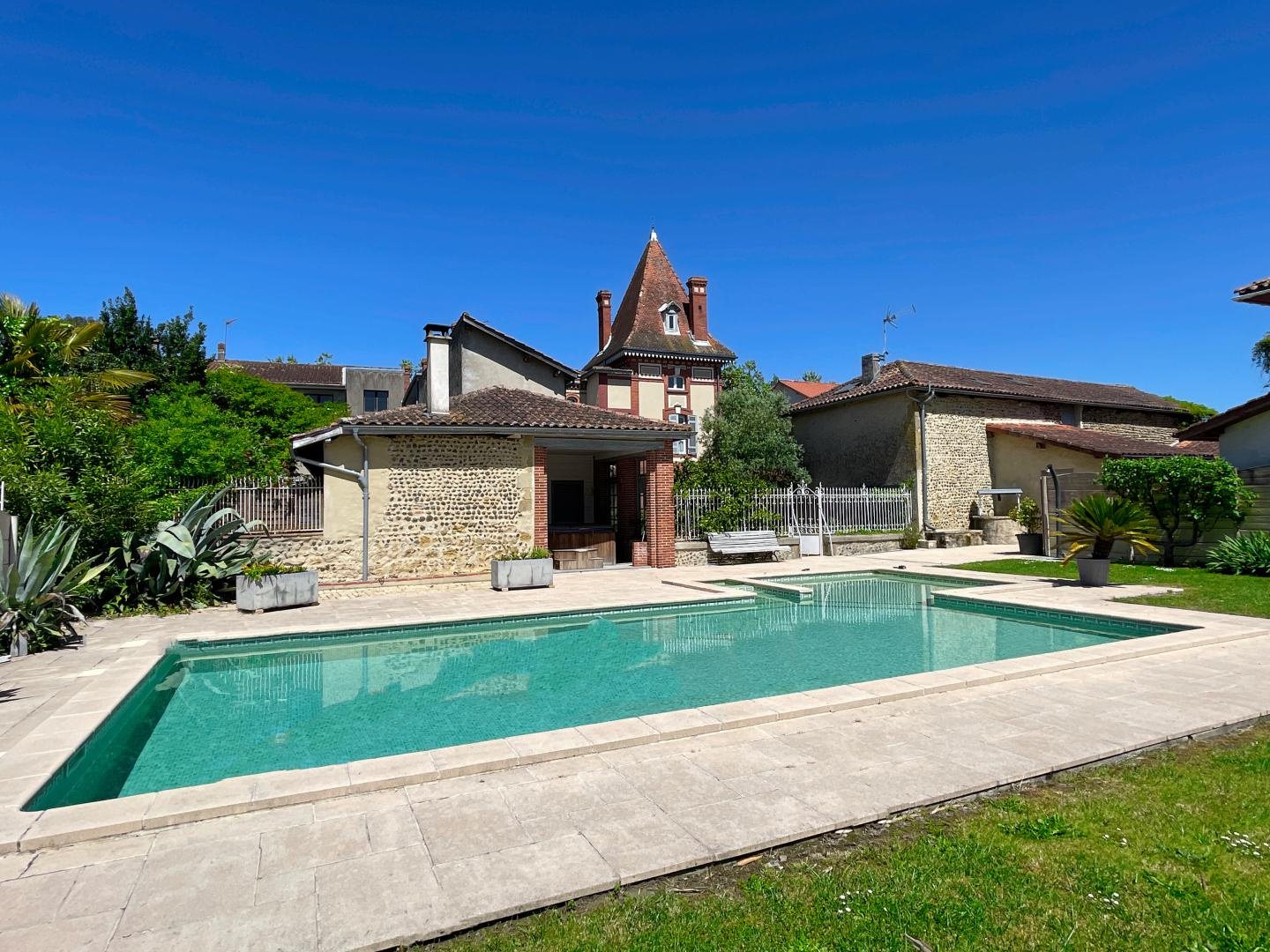 Maison à vendre, 467m², Barcelonne-du-Gers