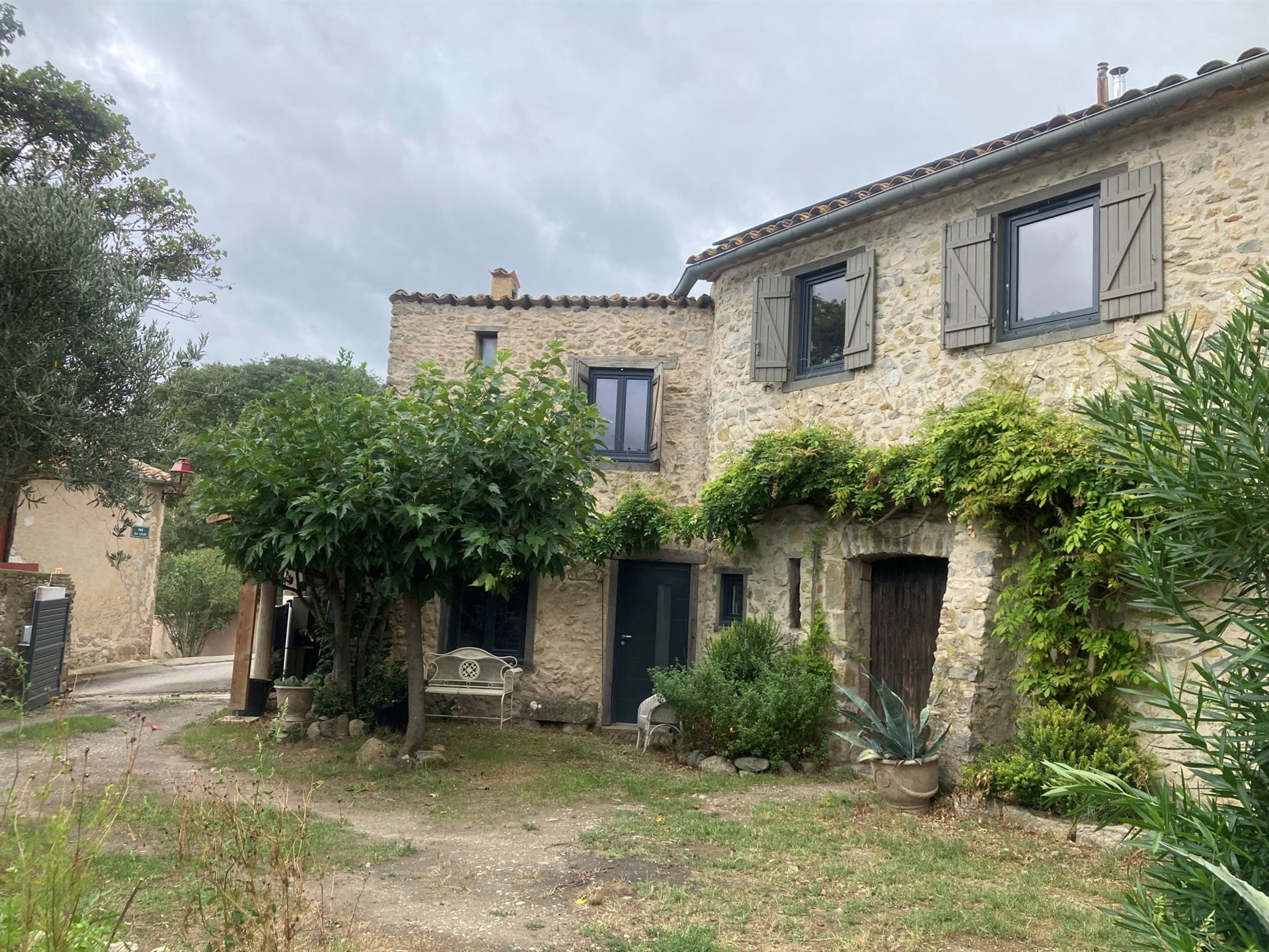 Maison à vendre, 250m², Gardie