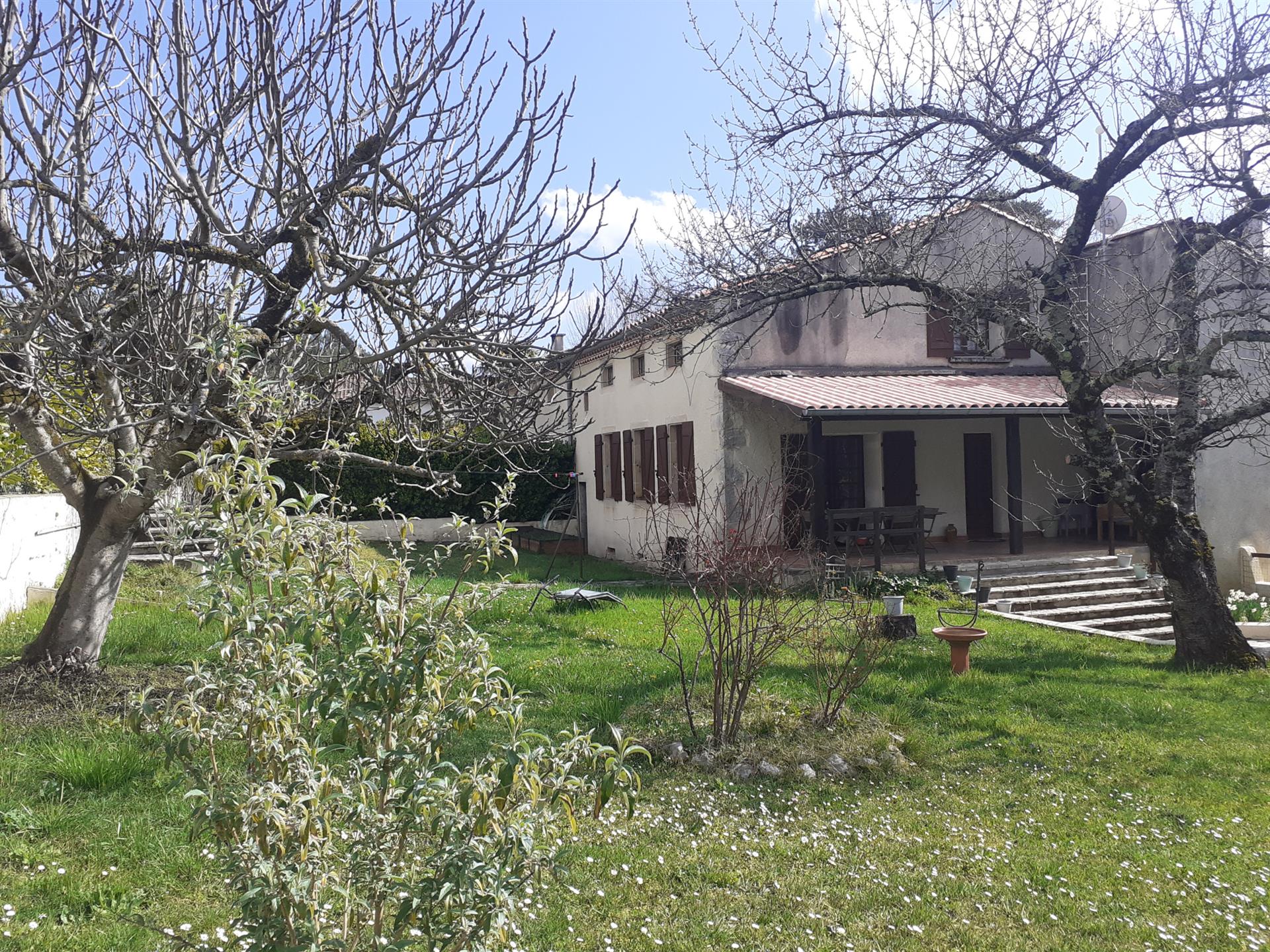 Maison à vendre, 174m², Quillan