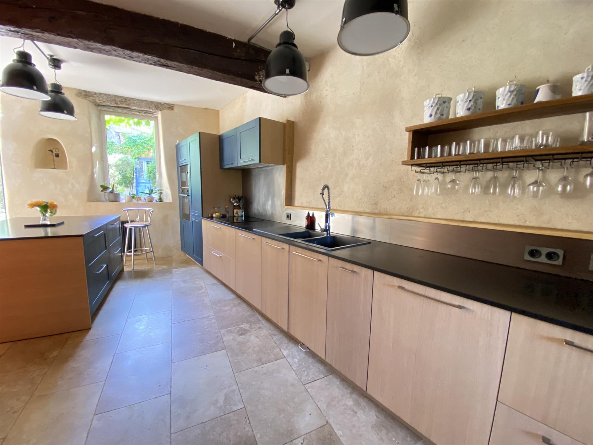 Maison à vendre, 349m², Preixan