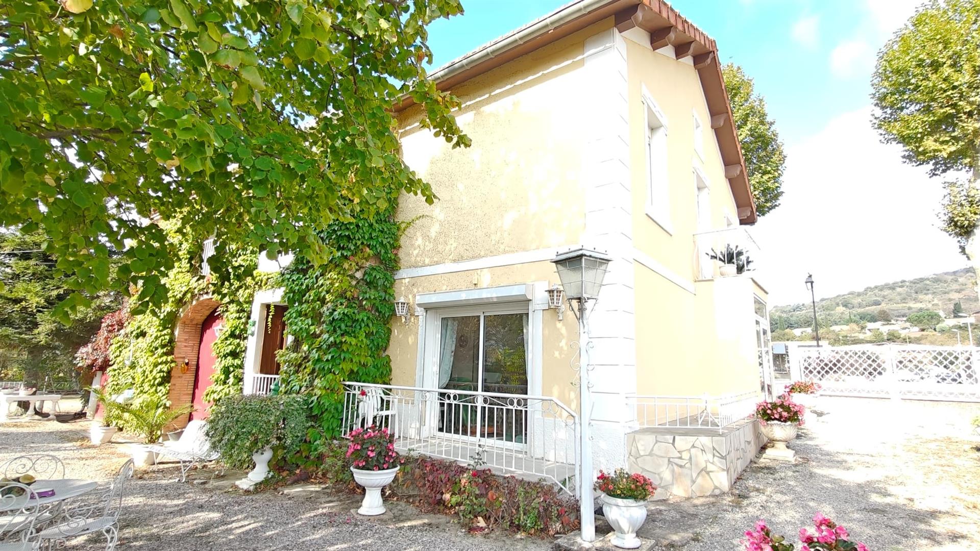 Maison à vendre, 126m², Cépie