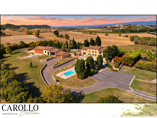Maison 9 pièces 258 m² · à Villasavary · 258 m² · 997 000 €