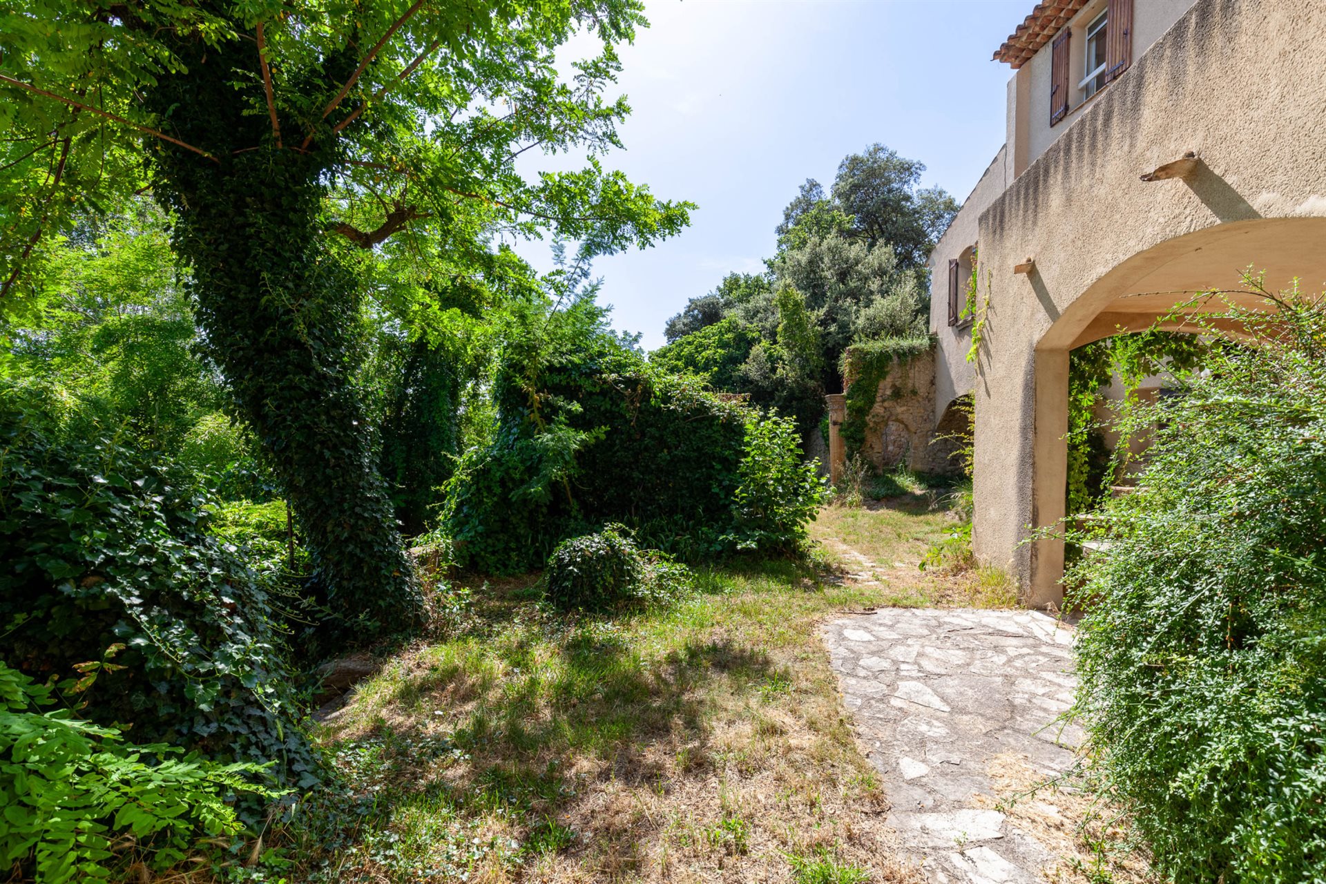 Maison à vendre, 400m², Vaugines