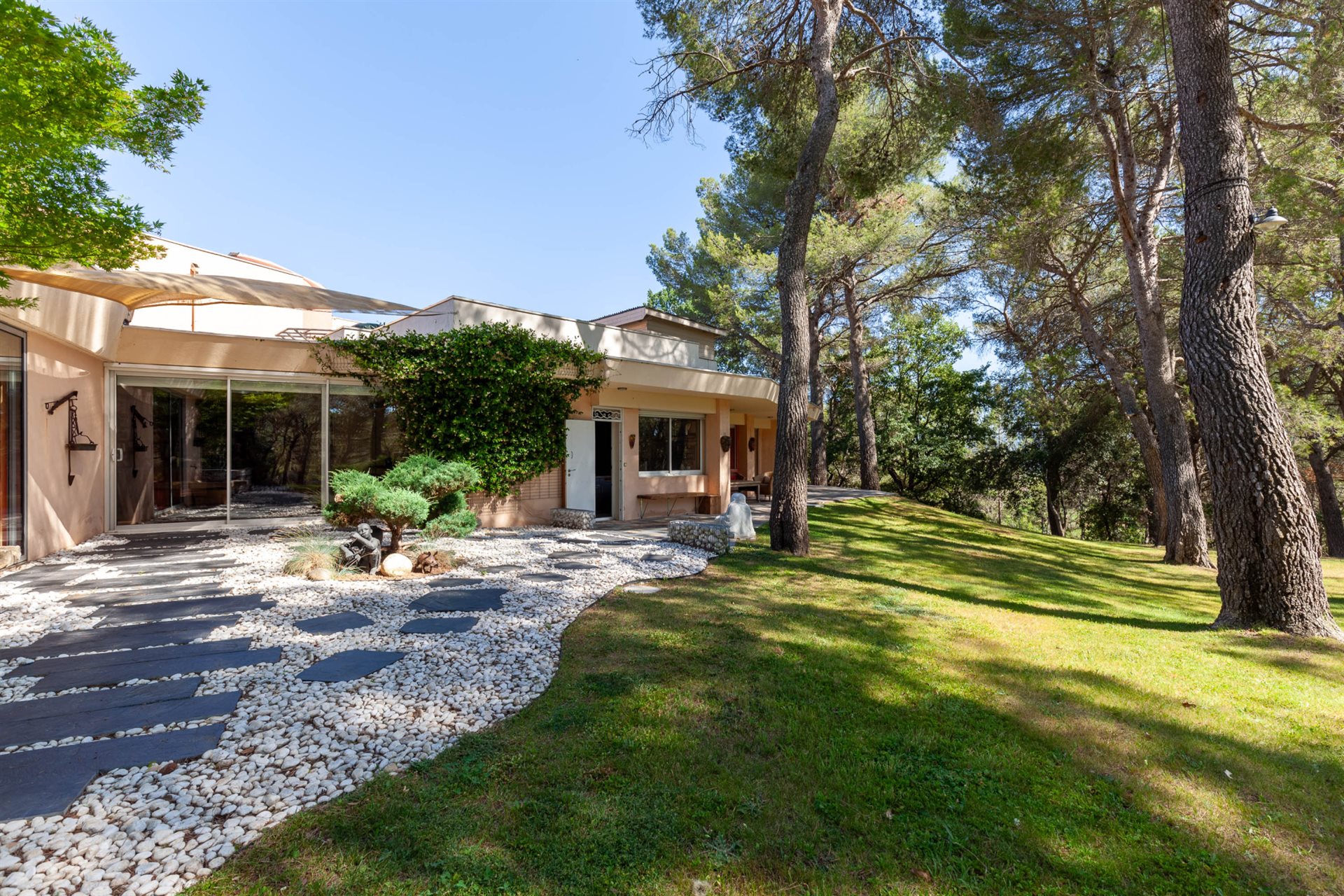 Maison à vendre, 400m², Puyloubier