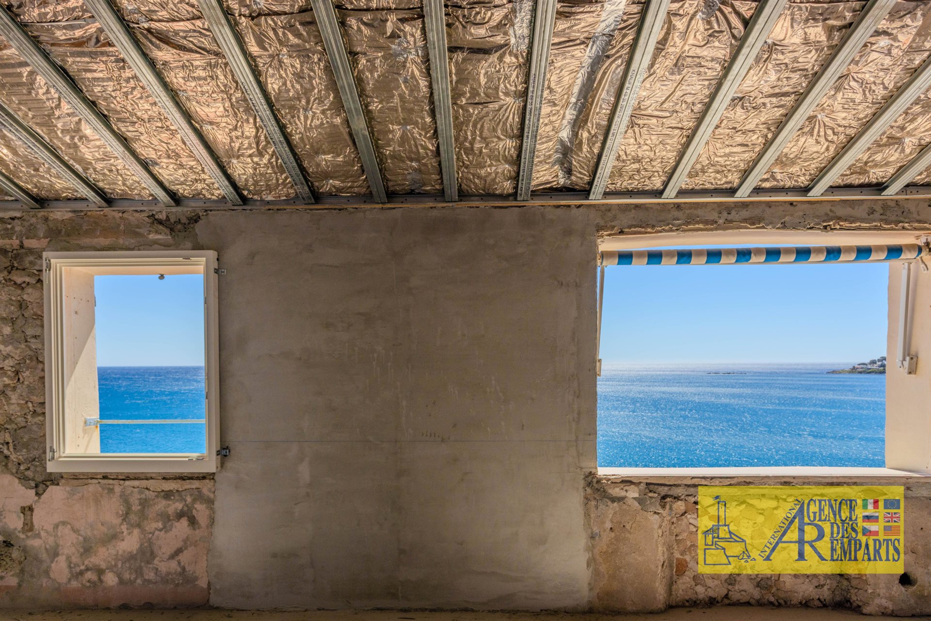Brand-New 2-Bedroom Apartment – Seafront in Juan-les-Pins - Mehr