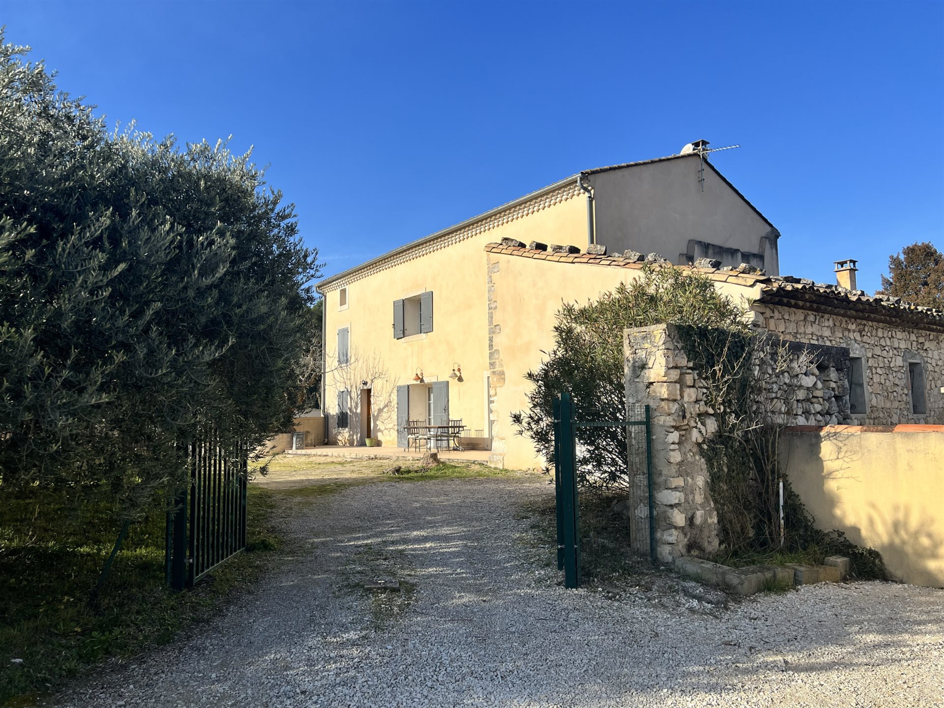 Maison à vendre, 131m², Pernes-les-Fontaines