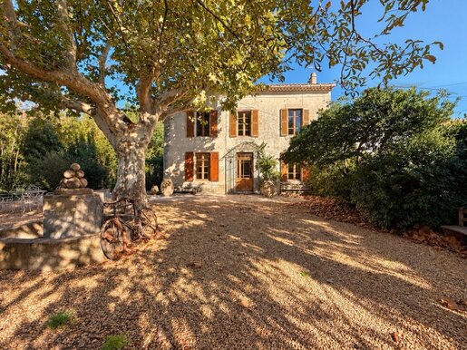 Maison 6 pièces 203 m² · à Morières-lès-Avignon · 203 m² · 599 000 €