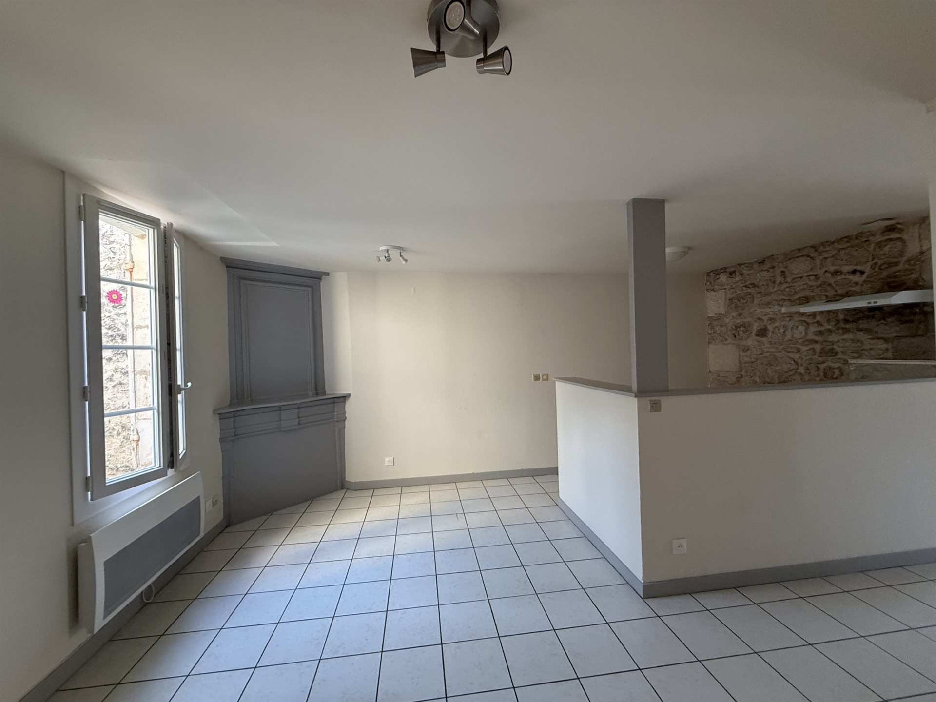 Appartement à vendre, 58m², Saintes