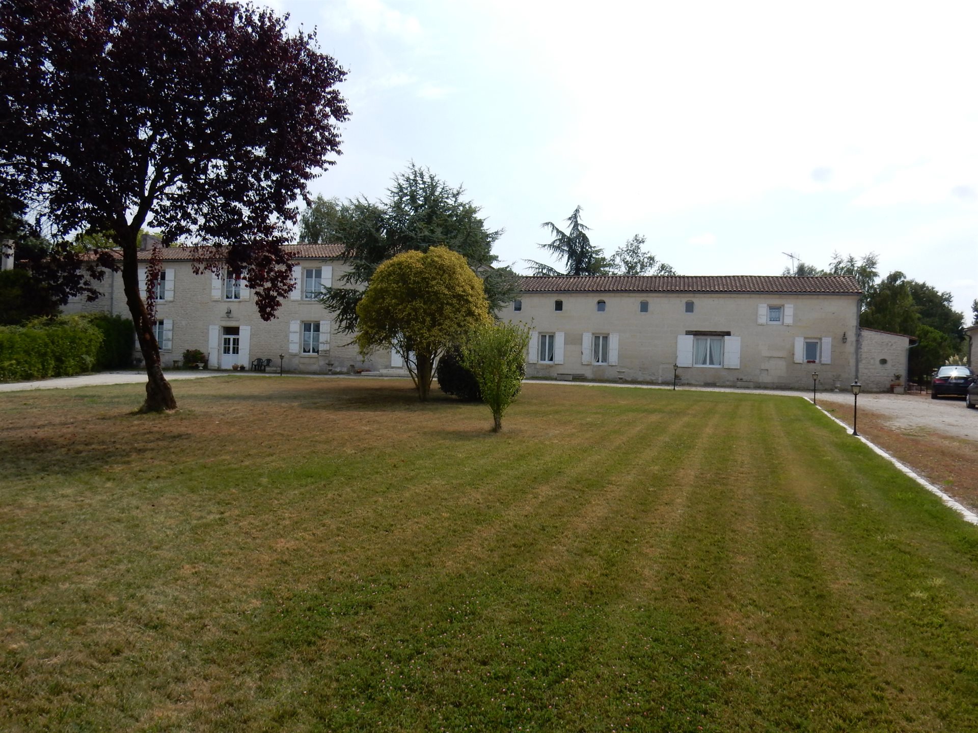 Maison à vendre, 465m², Saintes