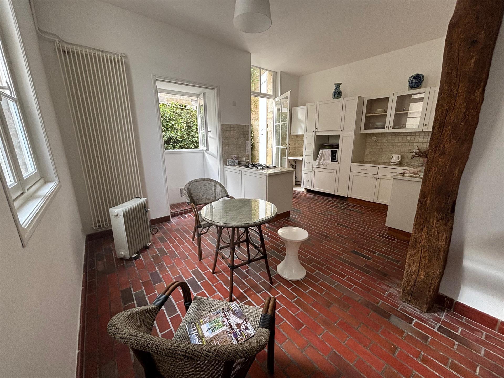 Maison à vendre, 173m², Saintes