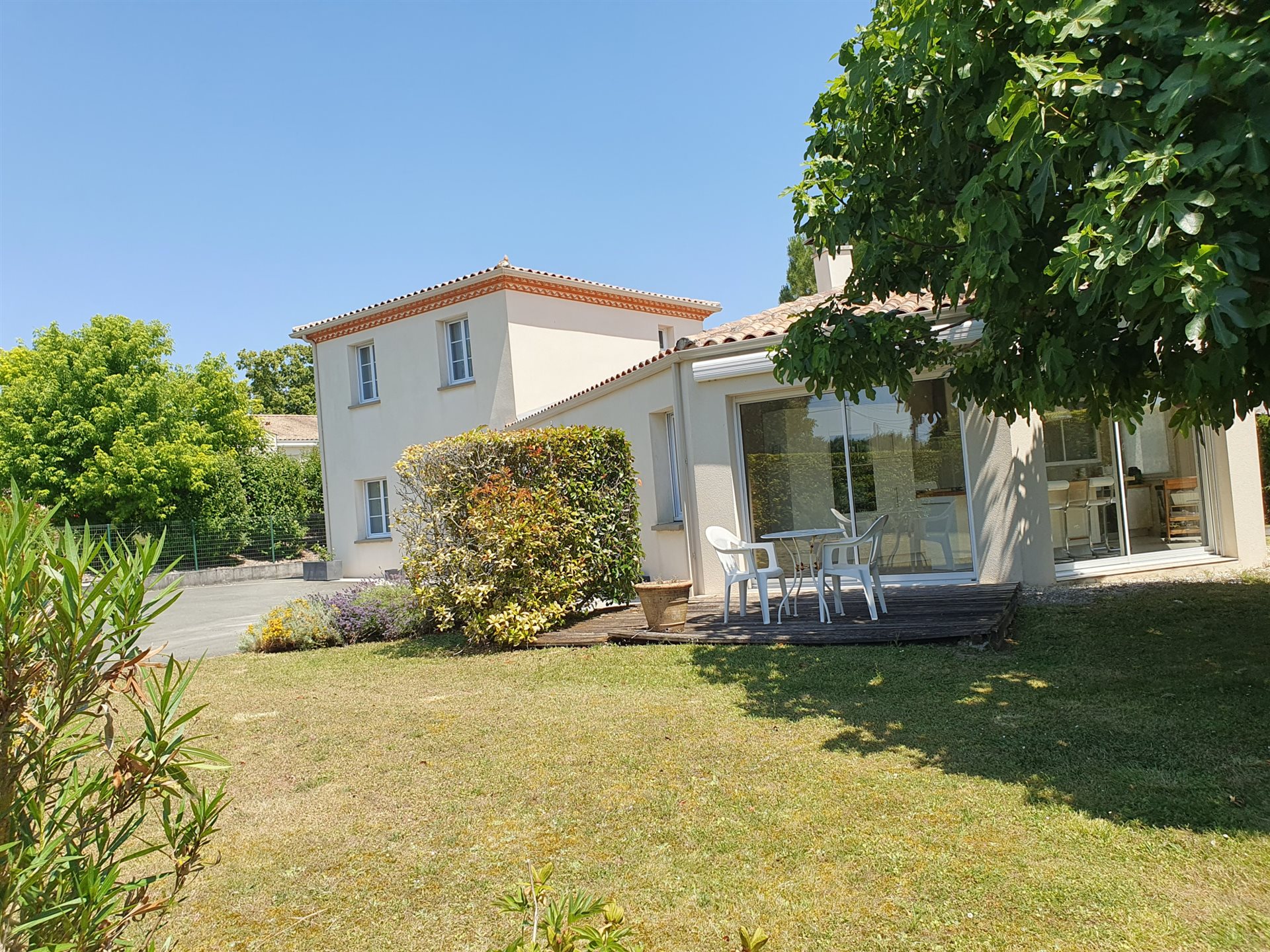 Maison à vendre, 174m², Saint-Georges-des-Coteaux