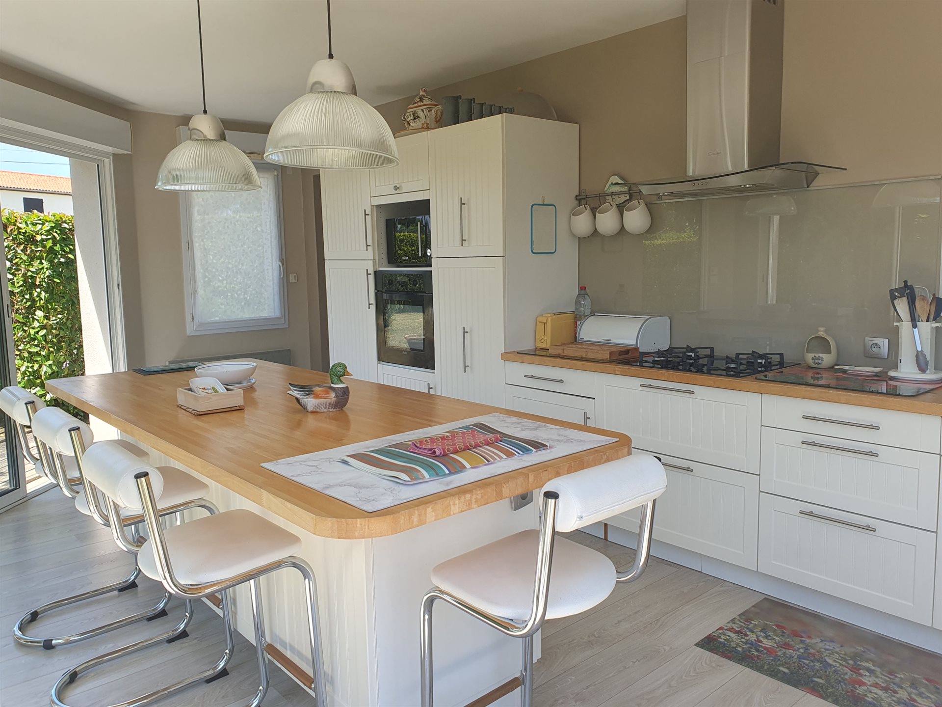 Maison à vendre, 174m², Saint-Georges-des-Coteaux