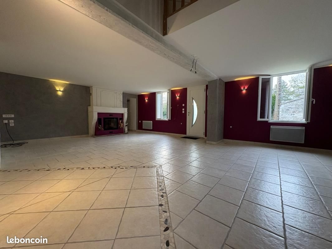 Maison à vendre, 216m², Thénac