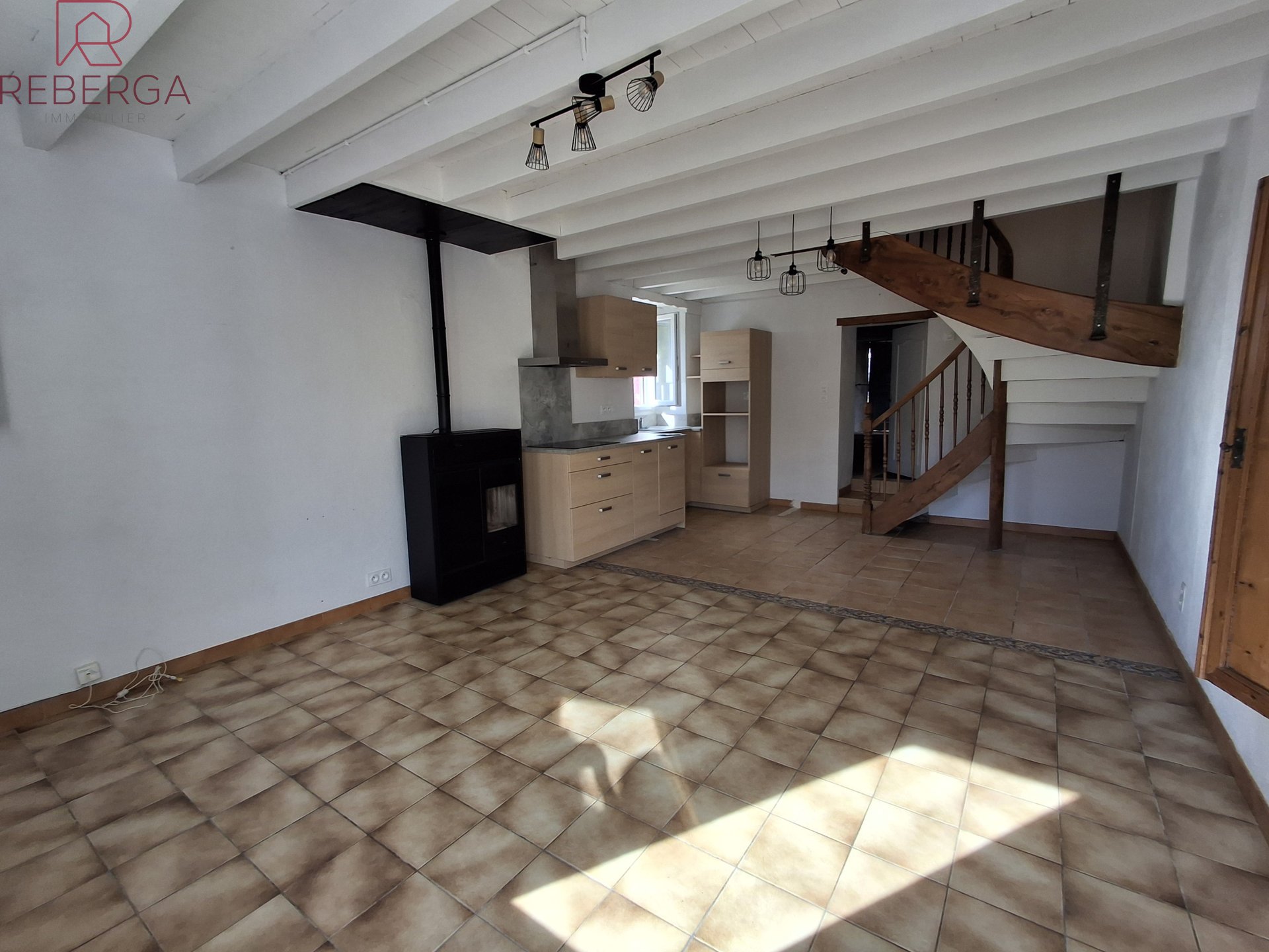 Maison à louer, 85m², Fréjeville