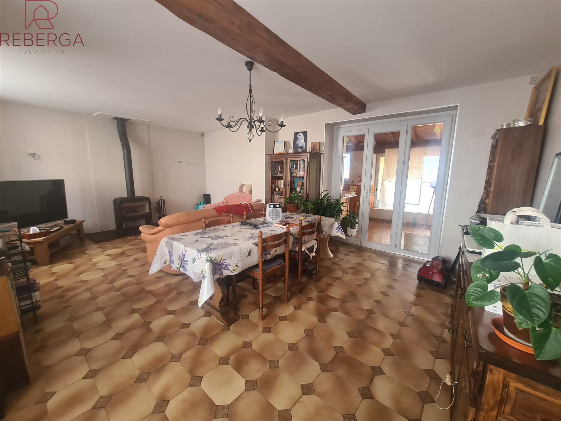 Maison à louer, 105m², Viviers-lès-Montagnes