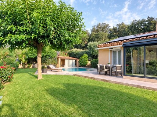 Maison 5 pièces 124 m² · à La Londe-les-Maures · 124 m² · 799 000 €