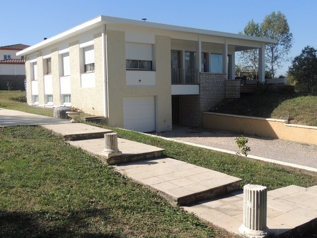 Maison à vendre, 246m², Sainte-Livrade-sur-Lot
