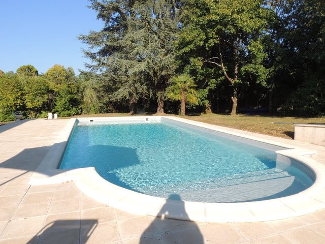 Maison à vendre, 246m², Sainte-Livrade-sur-Lot