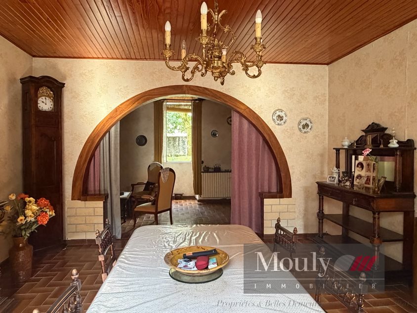 Maison à vendre, 200m², Montcuq-en-Quercy-Blanc
