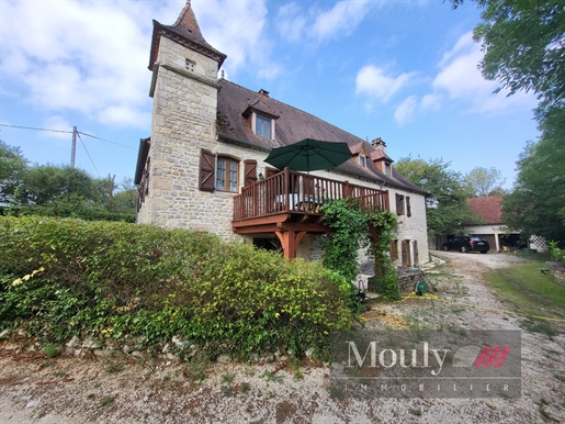 Maison 6 pièces 200 m² · à Montfaucon · 200 m² · 349 800 €