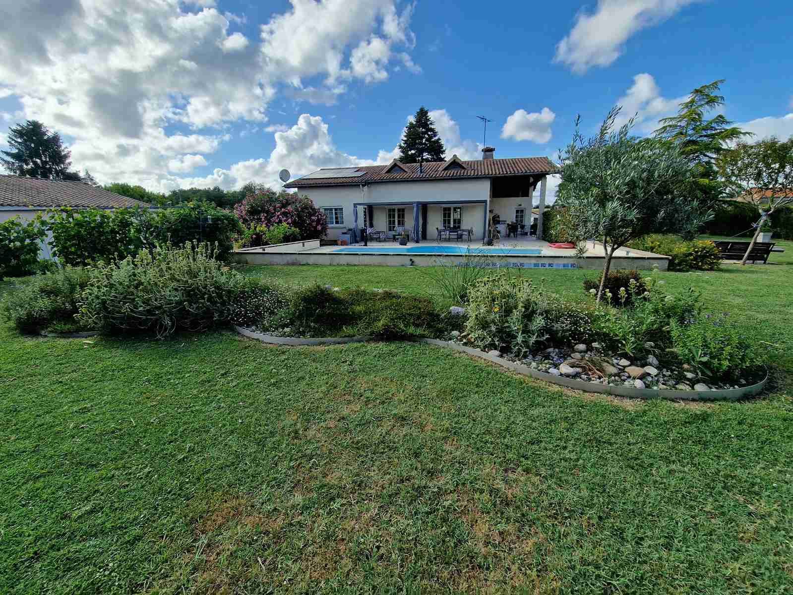Maison à vendre, 115m², Prignac-et-Marcamps
