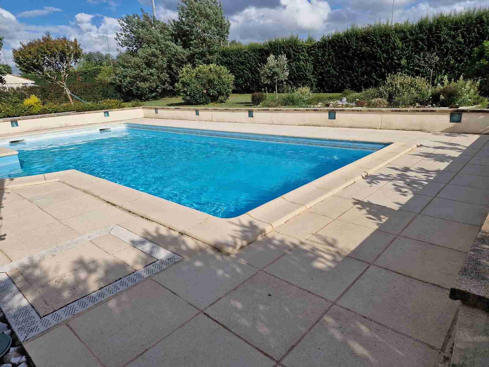 Maison à vendre, 115m², Prignac-et-Marcamps