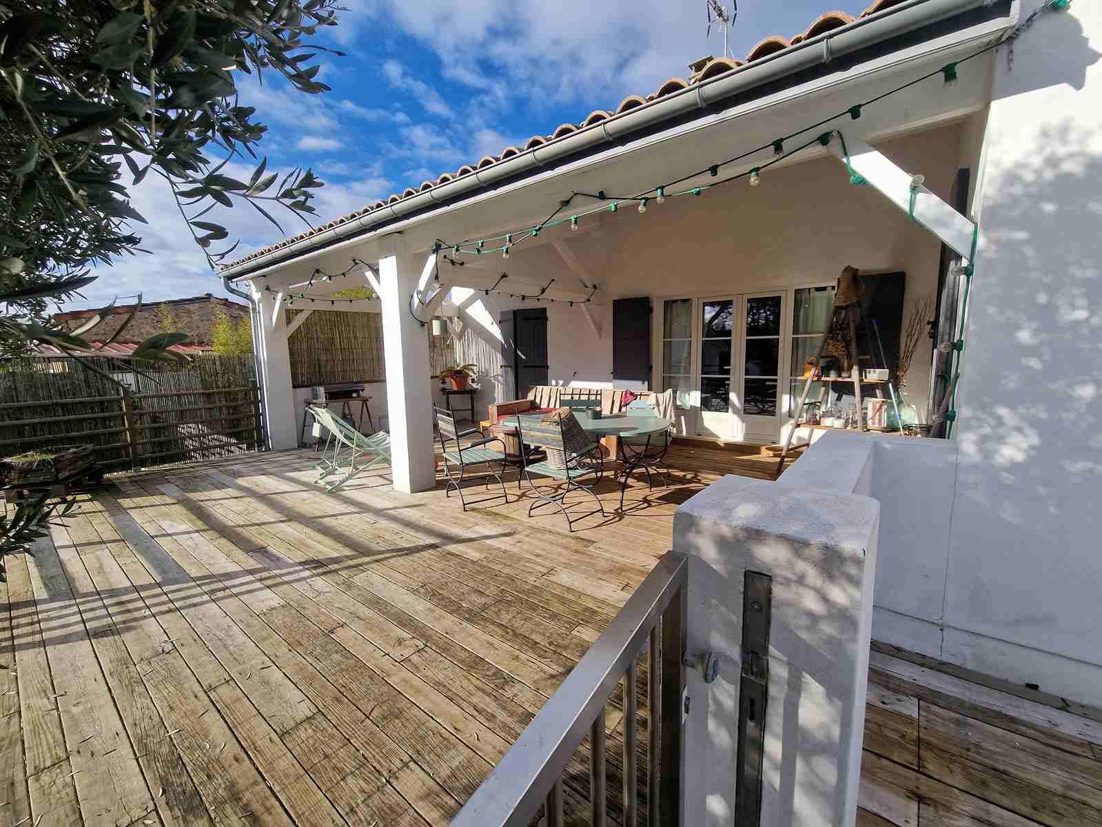 Maison à vendre, 228m², Pugnac