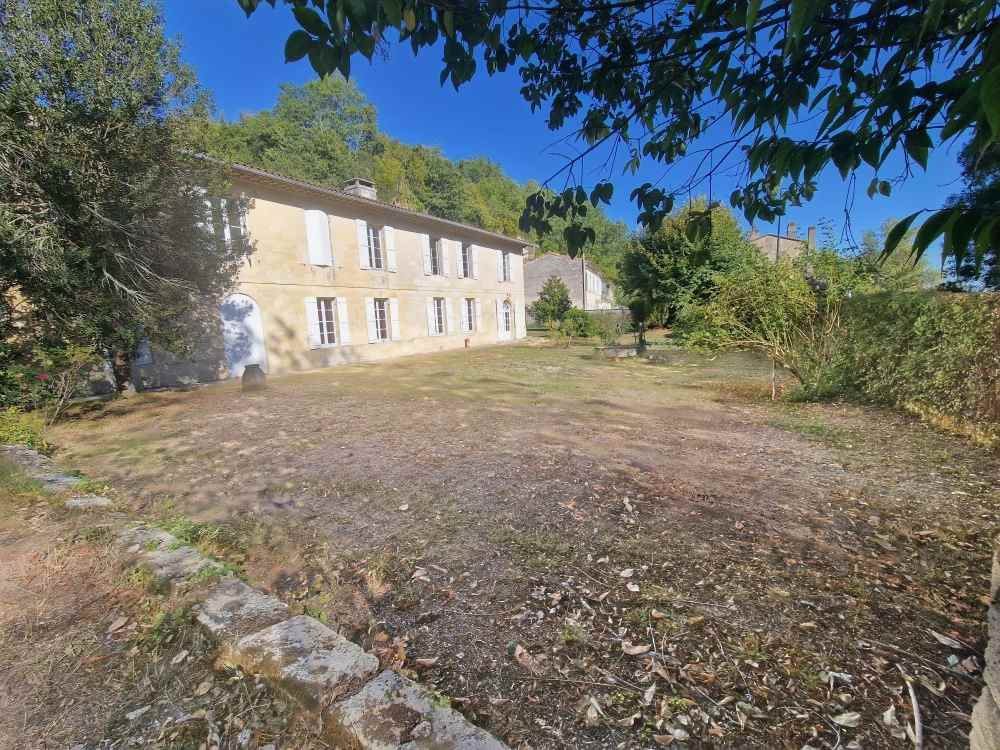 Maison à vendre, 320m², Bayon-sur-Gironde
