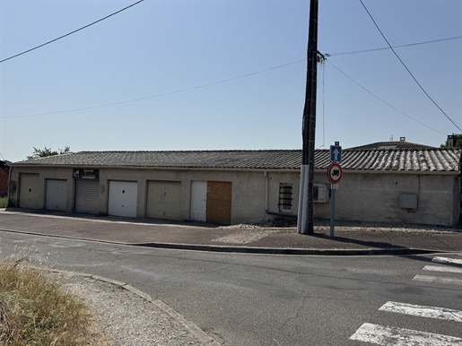 Parking 5 pièces 490 m² · à Villeneuve-sur-Lot · 490 m² · 129 900 €