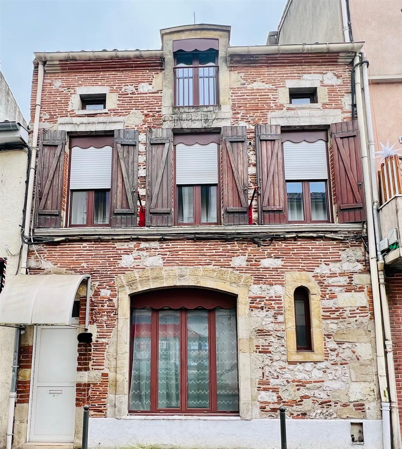 Maison à vendre, 197m², Villeneuve-sur-Lot