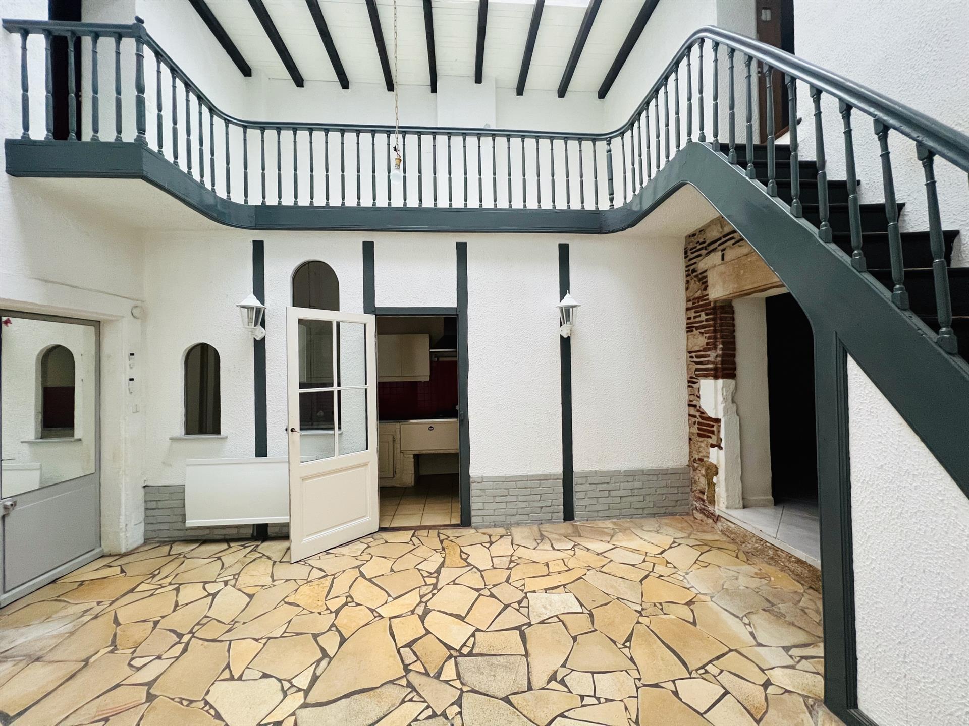 Maison à vendre, 197m², Villeneuve-sur-Lot