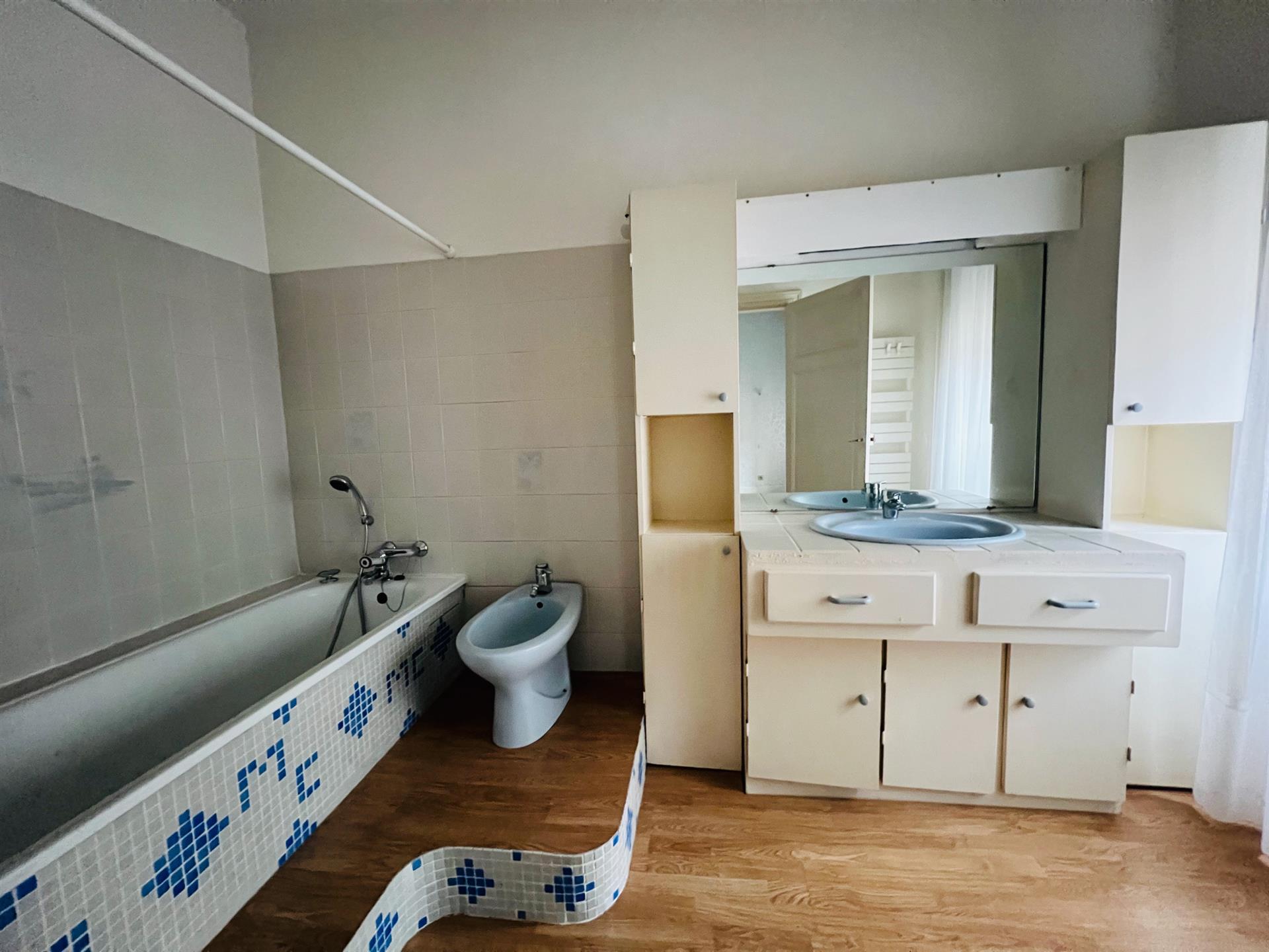 Maison à vendre, 197m², Villeneuve-sur-Lot
