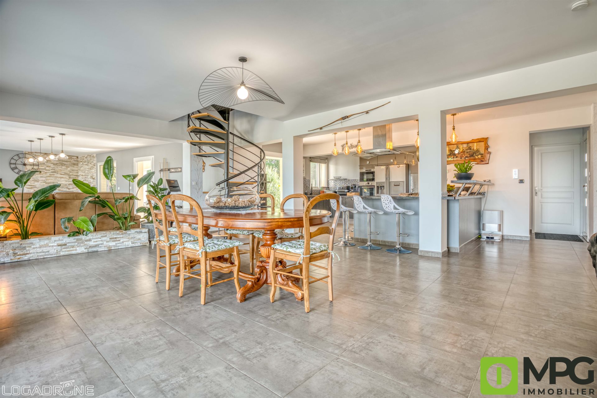 Maison à vendre, 223m², Villeneuve-sur-Lot