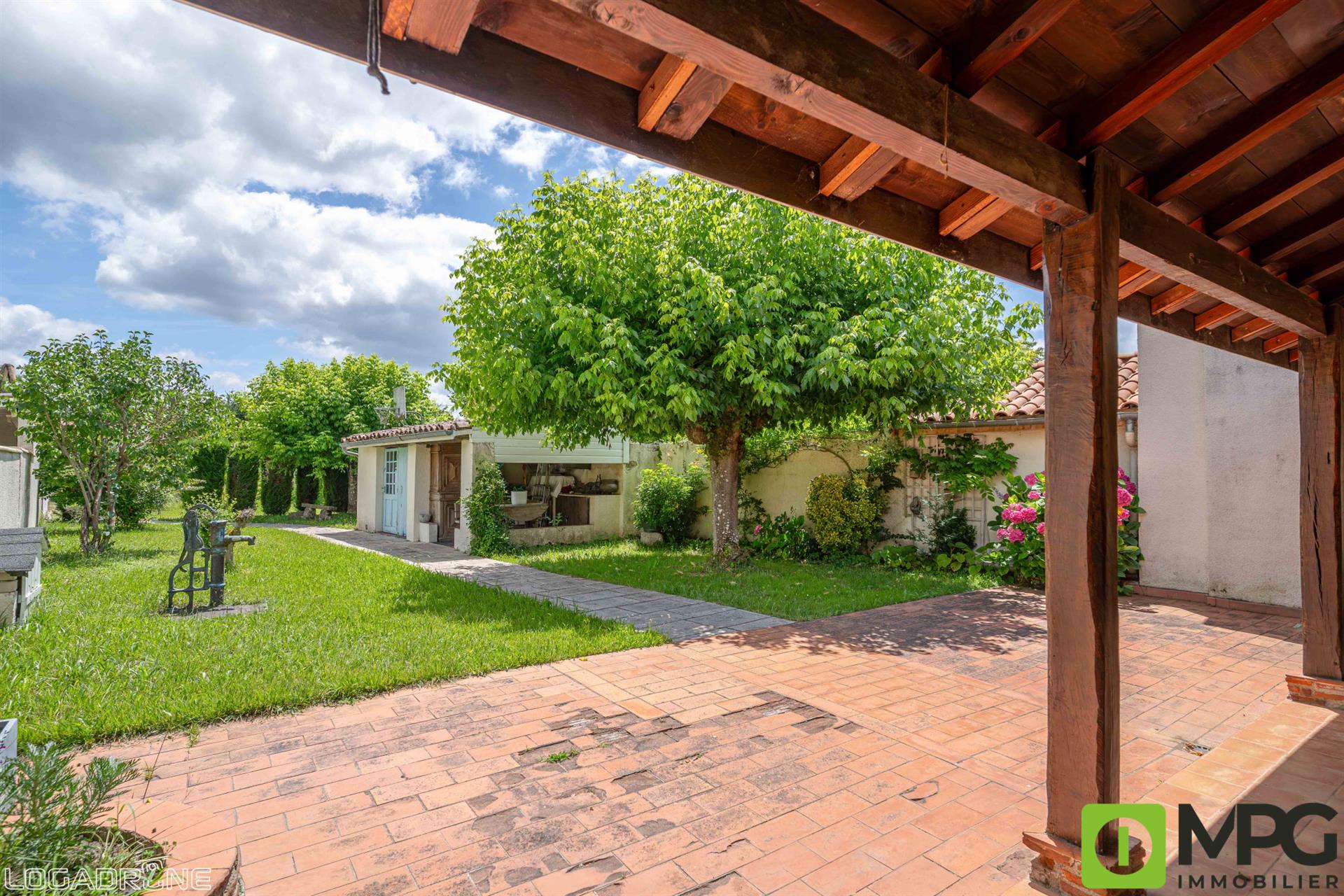 Maison à vendre, 115m², Villeneuve-sur-Lot