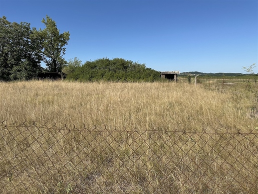 Terrain 1306 m² · à Monflanquin · 1 306 m² · 35 000 €