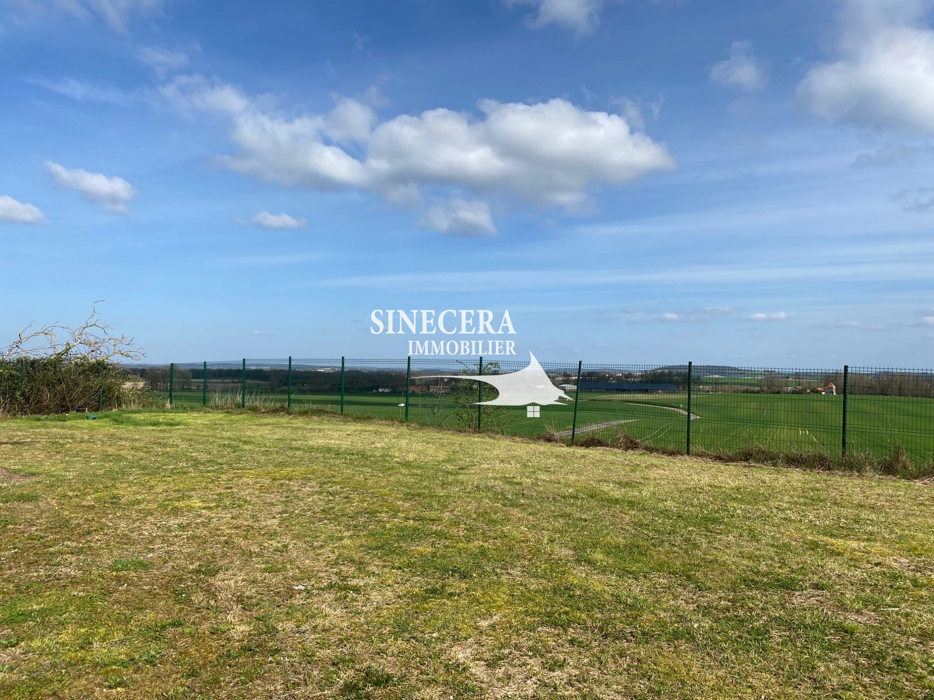 Purchase: Business premises (24600) - Vue 3