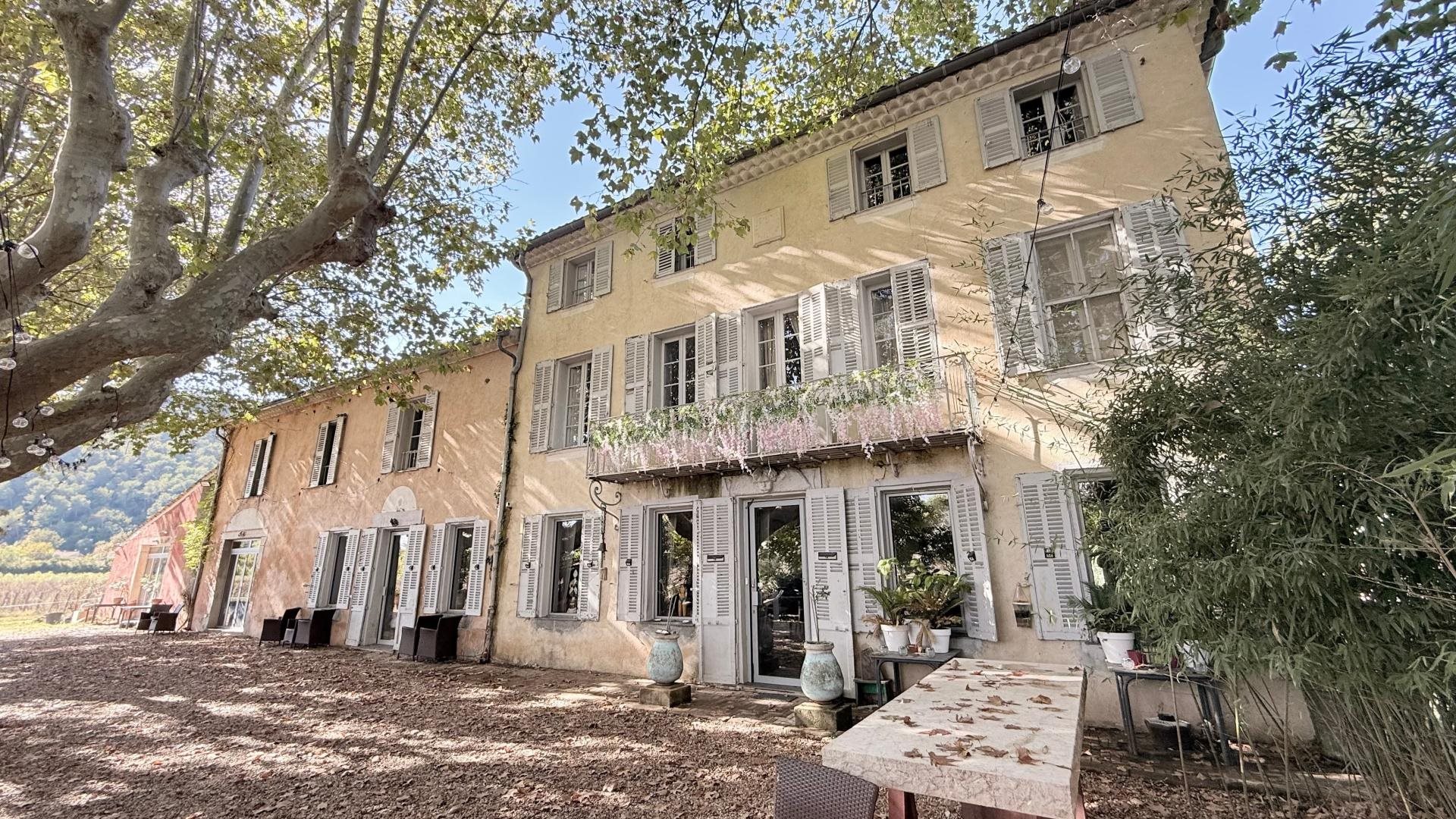 Maison à vendre, 817m², Vidauban