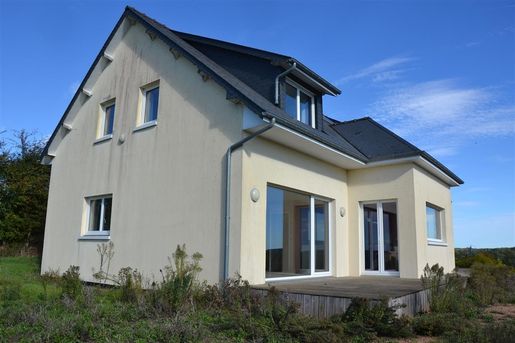 Maison 9 pièces 191 m² · à Livarot-Pays-d'Auge · 191 m² · 420 000 €