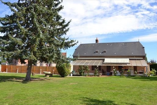 Maison 6 pièces 130 m² · à Vimoutiers · 130 m² · 195 000 €