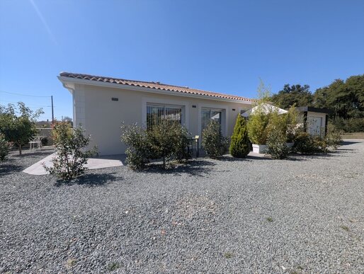 4 pièces 80 m² · à Saint-Ciers-sur-Gironde · 80 m² · 212 000 €